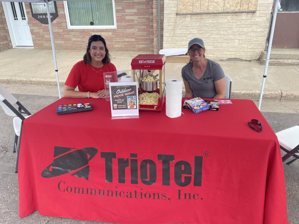 Kendra and Kally Face Painting